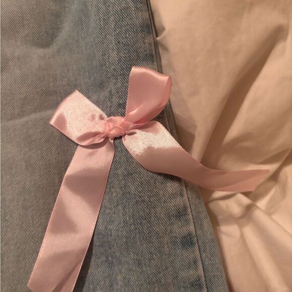 Shein Women's Light Blue Jeans with Pink Bows - Picture 2 of 4